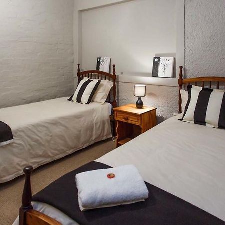 273 Jan Van Riebeeck Oudtshoorn Exterior photo